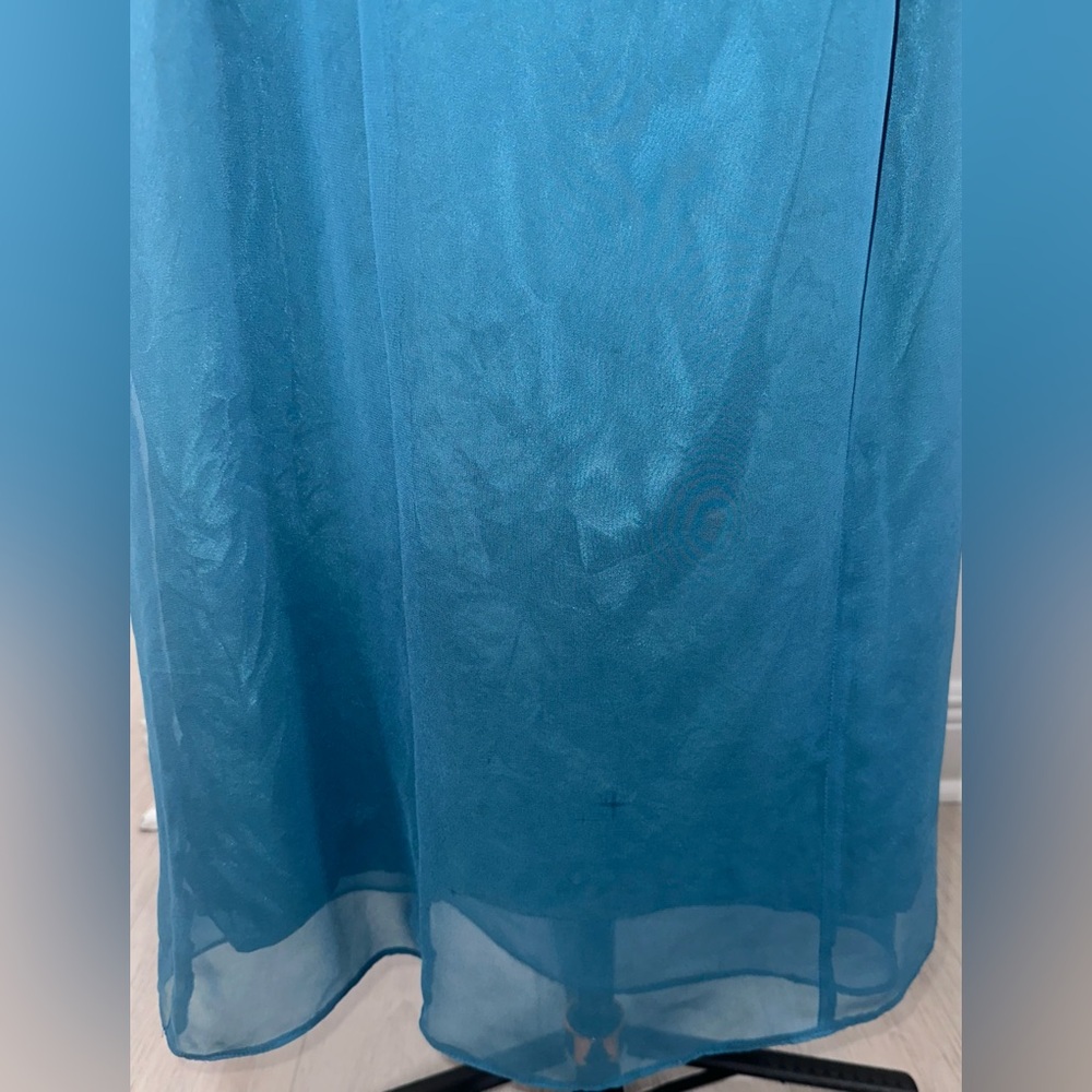 Jim Hjelm Occasions Elegant Teal One-Shoulder Dress
Size 10 - Picture 5 of 8